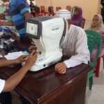 RATUSAN WARGA KARANG TANJUNG IKUTI BAKSOS “OPERASI KATARAK” BOEDAK SAUNG